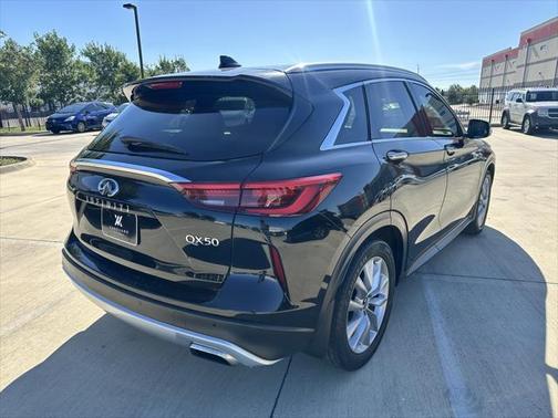2020 INFINITI QX50 LUXE