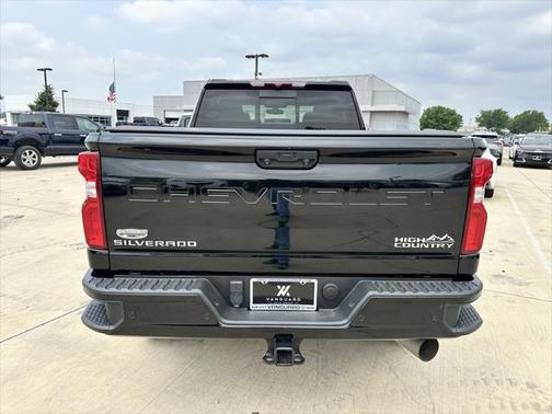 2022 Chevrolet Silverado 2500 High Country