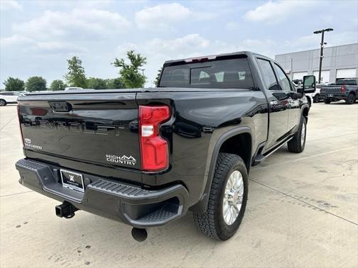 2022 Chevrolet Silverado 2500 High Country