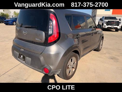 2016 Kia Soul Base