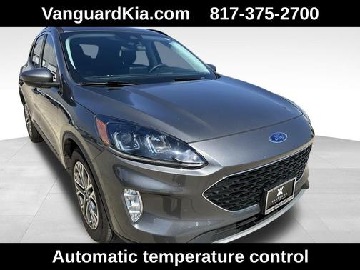 2022 Ford Escape SEL