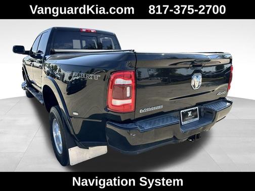 2019 RAM 3500 Laramie Crew Cab 4x4 8' Box