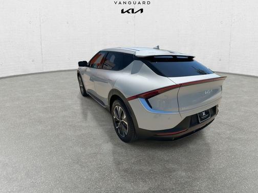 2024 Kia EV6 Light Long Range