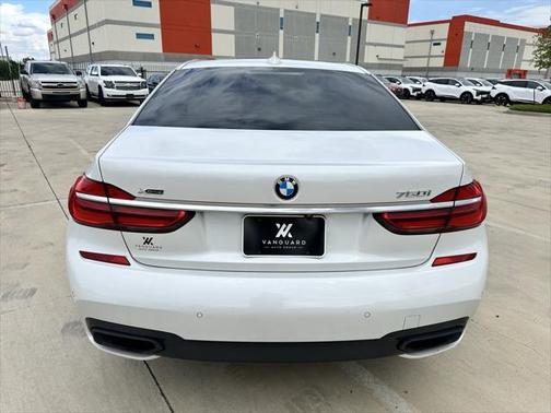 2016 BMW 750 i xDrive