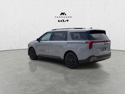 2025 Kia Carnival SX
