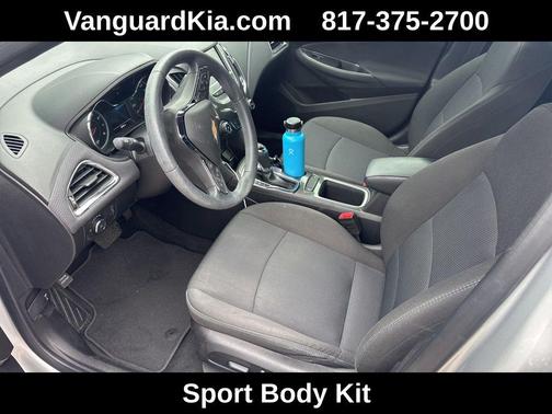 Silver Ice Metallic 2017 Chevrolet Cruze LT