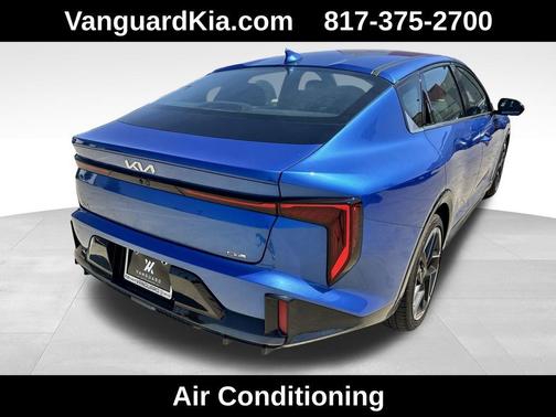 2025 Kia K4 GT-Line