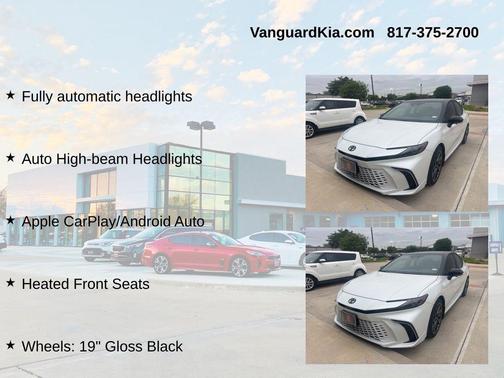 Wind Chill Pearl w/Midnight Black Metallic Roof 2026 Toyota Camry XSE