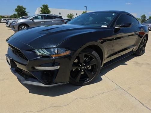 2022 Ford Mustang EcoBoost