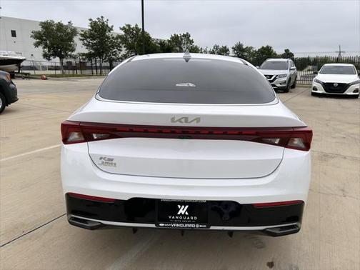 2022 Kia K5 LXS