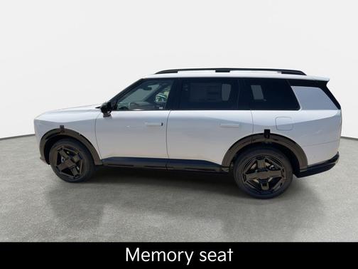 Glacial White Pearl 2027 Kia Telluride Hybrid X-Line SX