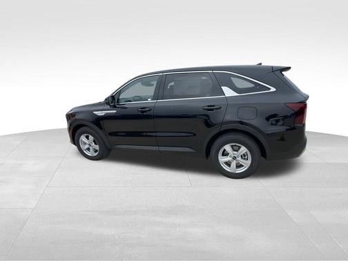 2025 Kia Sorento LX
