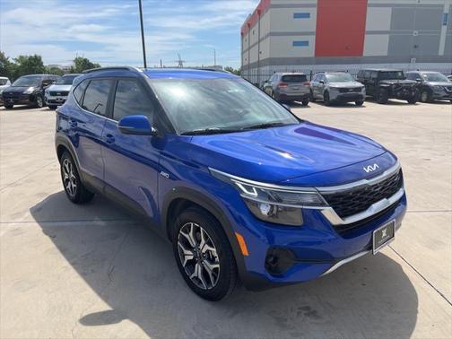 2022 Kia Seltos EX