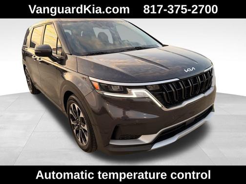 2024 Kia Carnival EX