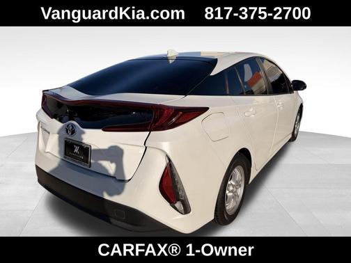 2021 Toyota Prius Prime LE