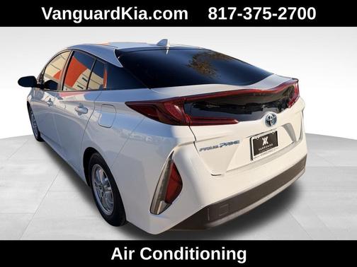 2021 Toyota Prius Prime LE