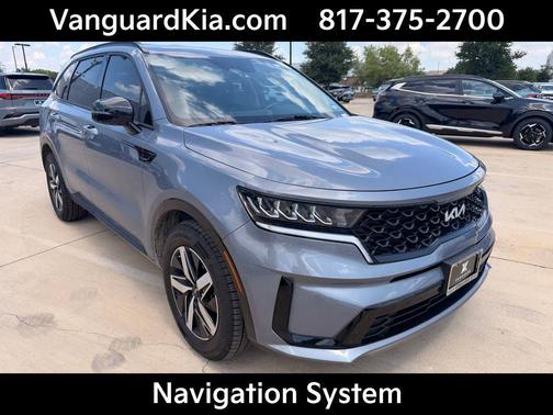 Everlasting Silver 2023 Kia Sorento S