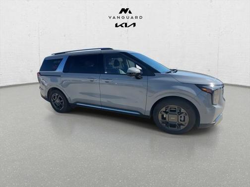 2025 Kia Carnival SX