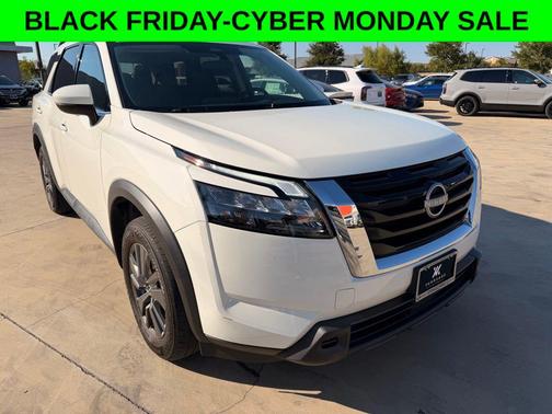 2024 Nissan Pathfinder SV FWD