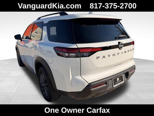 2024 Nissan Pathfinder SV FWD