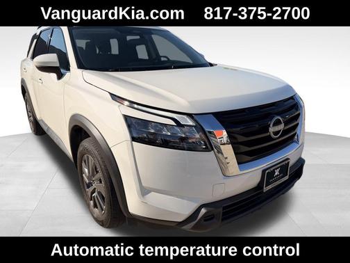2024 Nissan Pathfinder SV FWD