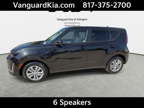Fusion Black 2025 Kia Soul LX