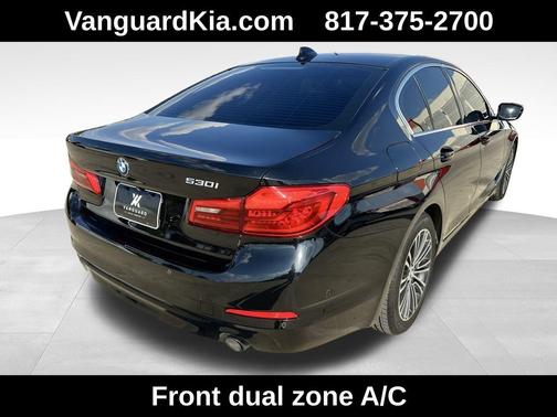 2019 BMW 530 530i