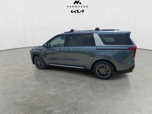 2025 Kia Carnival SX