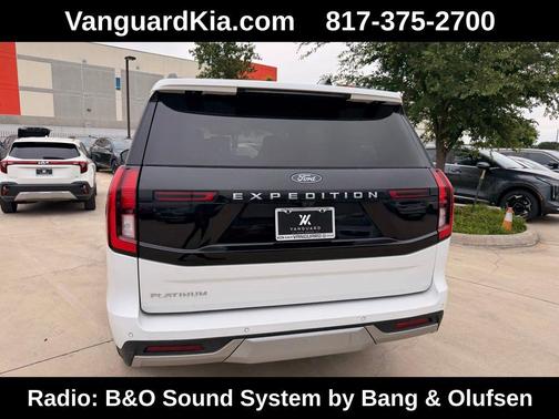 OXFORD WHITE 2025 Ford Expedition Platinum