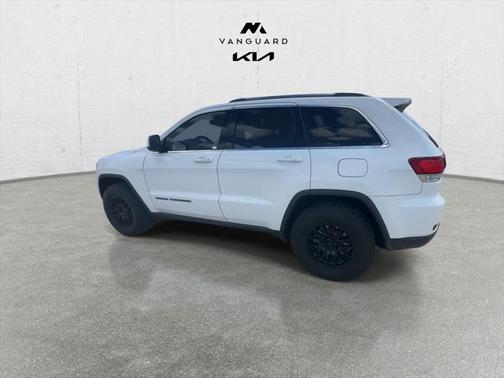 2020 Jeep Grand Cherokee Laredo