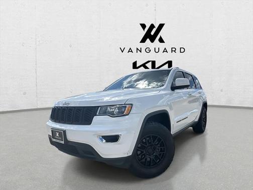 2020 Jeep Grand Cherokee Laredo