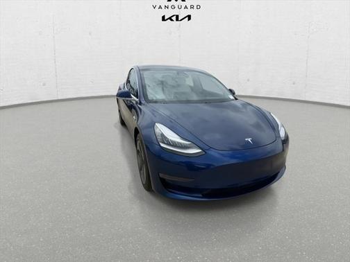 2019 Tesla Model 3 Mid Range