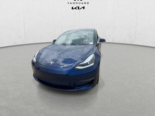 2019 Tesla Model 3 Mid Range