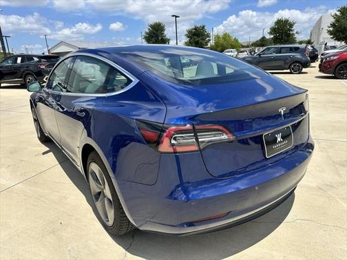 2019 Tesla Model 3 Mid Range