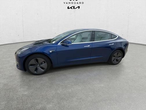 2019 Tesla Model 3 Mid Range