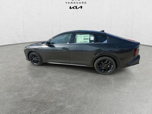 2025 Kia K4 GT-Line Turbo