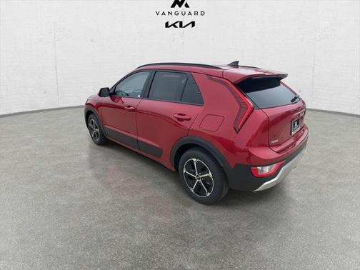 2025 Kia Niro LX