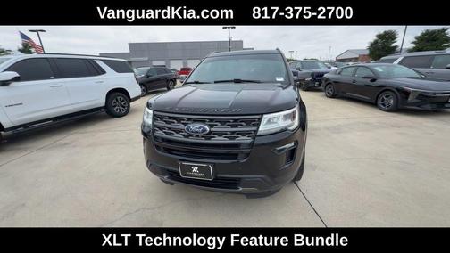 SHADOW BLACK 2018 Ford Explorer XLT