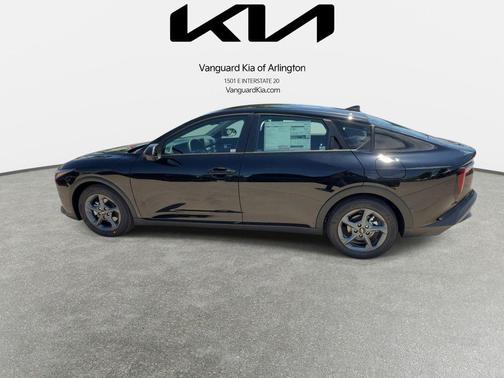 Aurora Black Pearl 2026 Kia K4 LXS