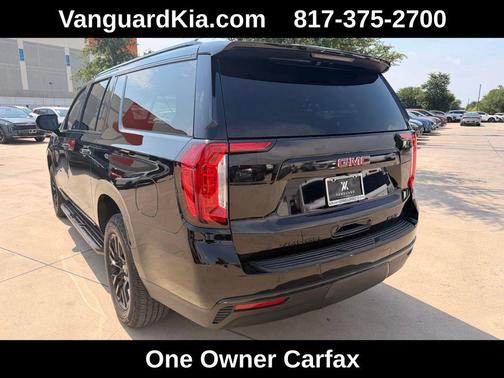 Onyx Black 2023 GMC Yukon XL SLT