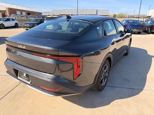 Interstellar Gray 2026 Kia K4 LXS
