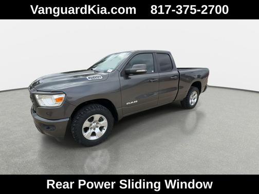 Granite Crystal Metallic Clearcoat 2019 RAM 1500 Big Horn