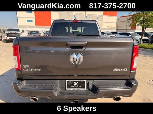 Granite Crystal Metallic Clearcoat 2019 RAM 1500 Big Horn