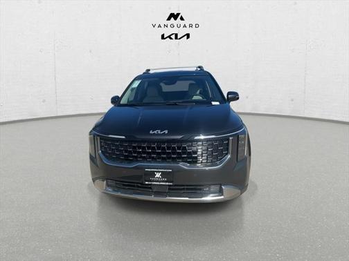 2025 Kia Carnival SX