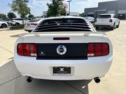 2006 Ford Mustang GT Premium