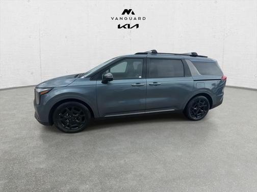 2025 Kia Carnival SX