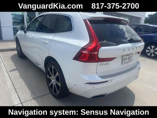 Crystal White Metallic 2021 Volvo XC60 T5 Inscription
