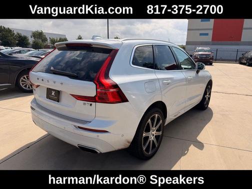 Crystal White Metallic 2021 Volvo XC60 T5 Inscription