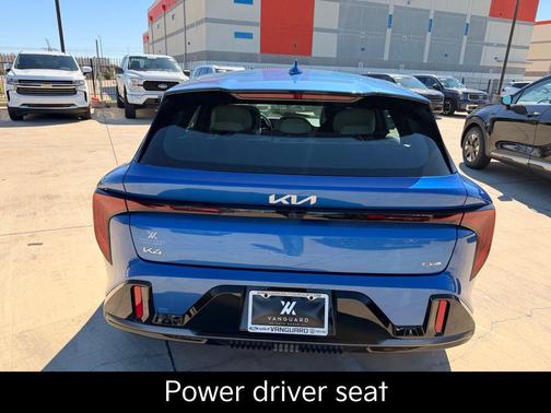 Wave Blue 2026 Kia K4 GT-Line