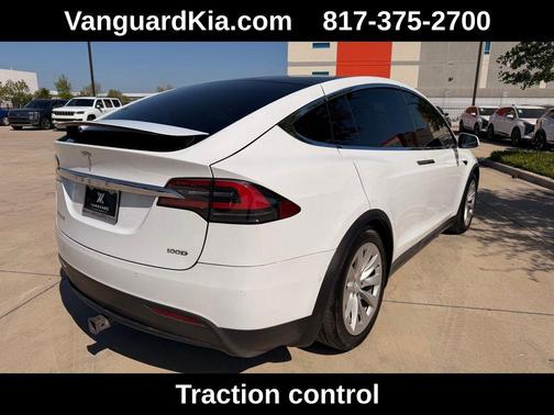 Pearl White Multi-Coat 2018 Tesla Model X 100D